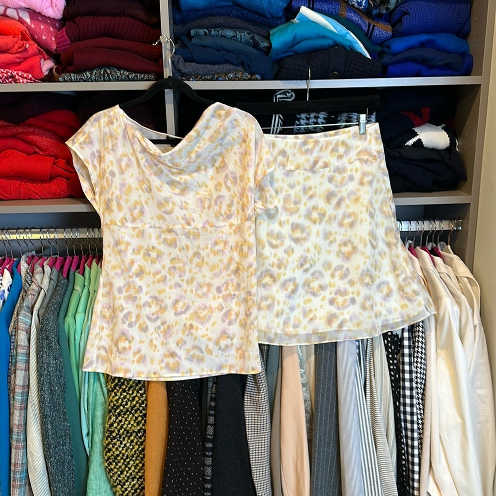 Ann Taylor White/Yellow/Gray Print 2 Piece Set Size 6